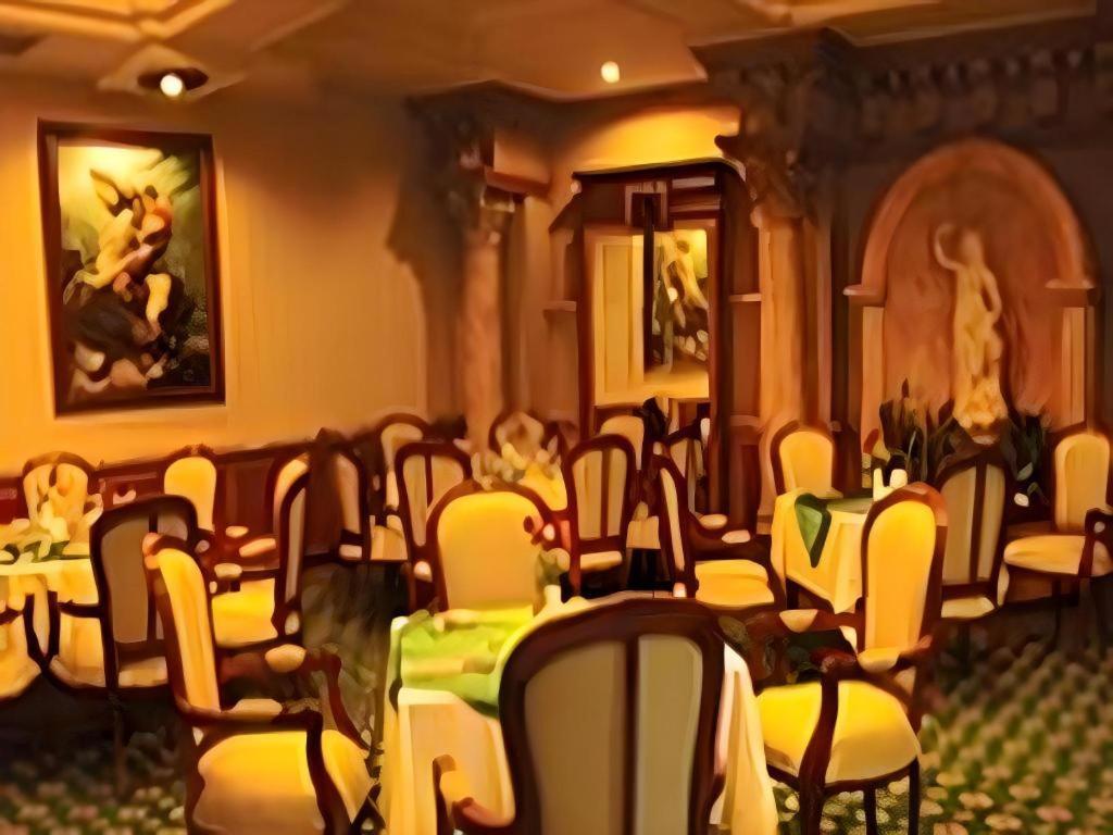 Gajahmada Graha Hotel Маланг Экстерьер фото